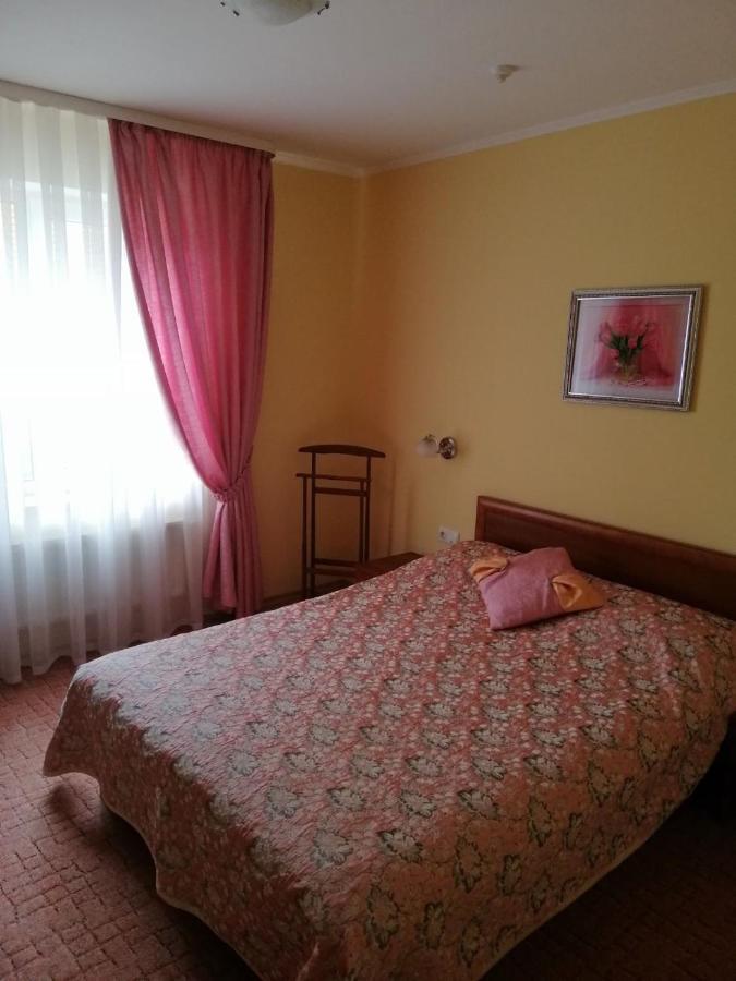 Hotel Yavir ياريمتشي المظهر الخارجي الصورة