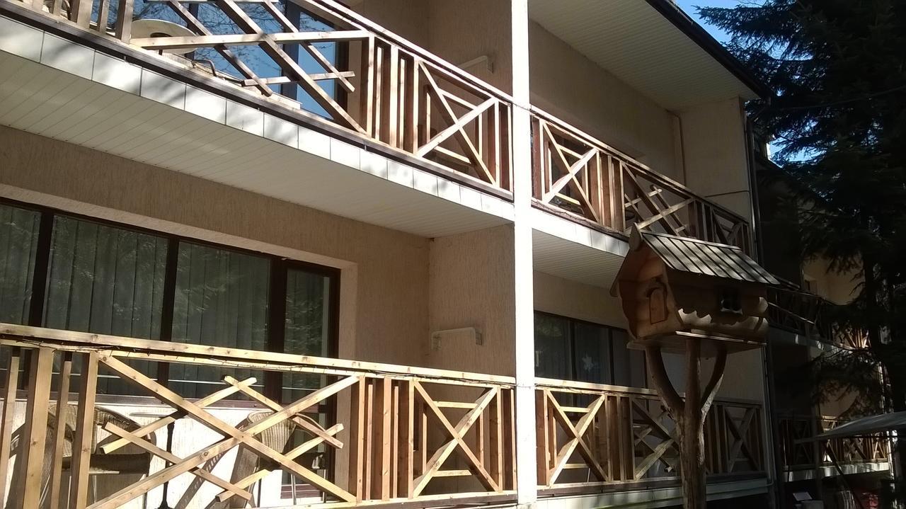 Hotel Yavir ياريمتشي المظهر الخارجي الصورة